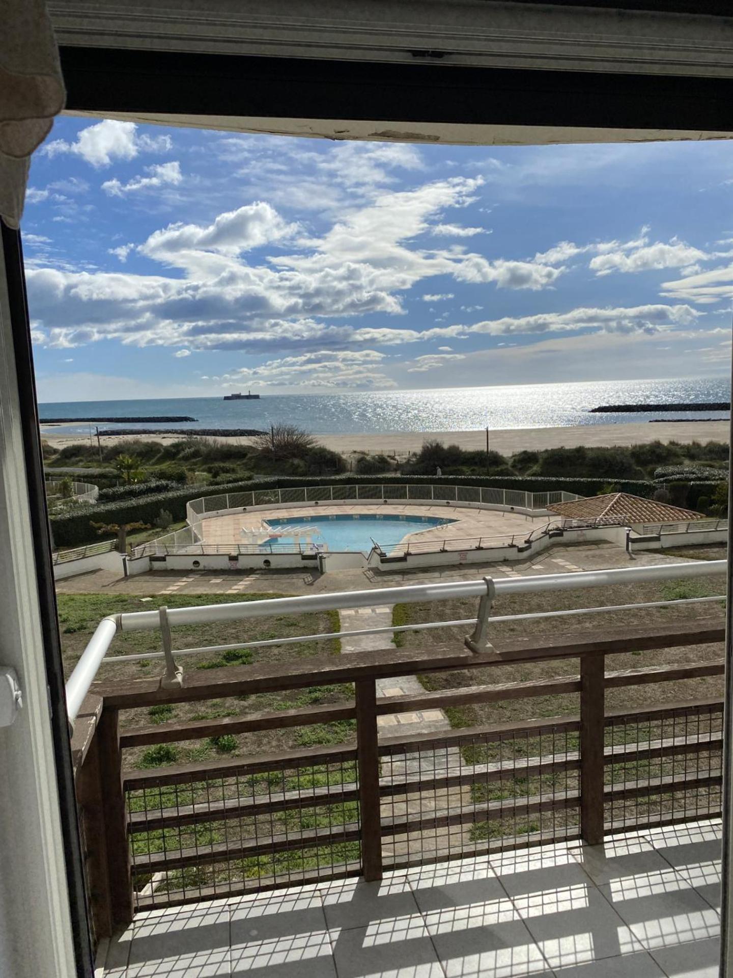 Appartement Vue Mer Le Sunset Agde Exterior photo